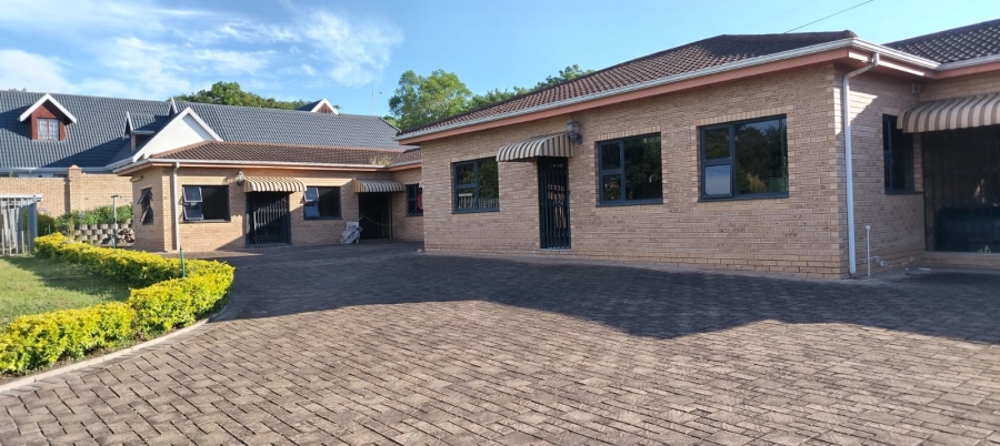 4 Bedroom Property for Sale in Lynnfield Park KwaZulu-Natal