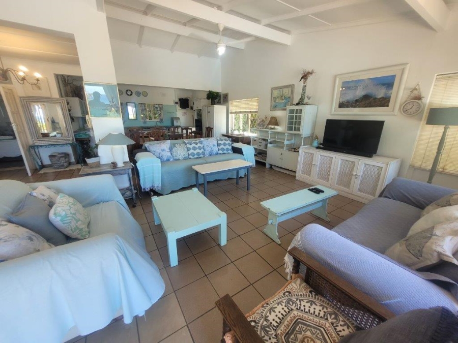 5 Bedroom Property for Sale in Southport KwaZulu-Natal