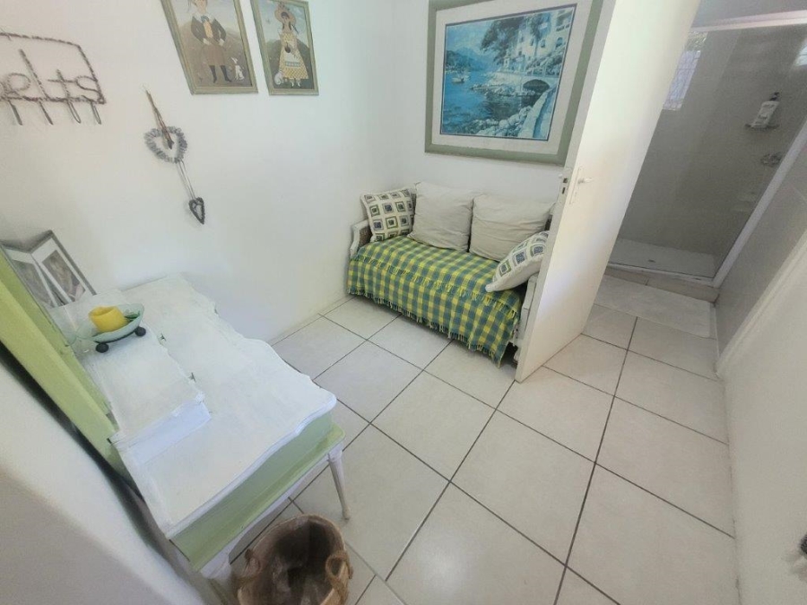 5 Bedroom Property for Sale in Southport KwaZulu-Natal