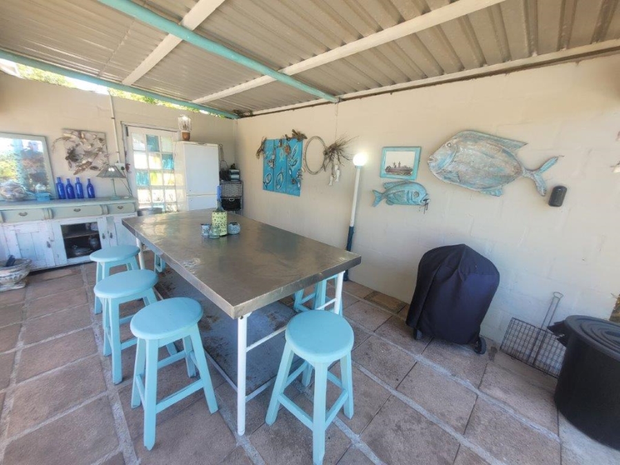 5 Bedroom Property for Sale in Southport KwaZulu-Natal