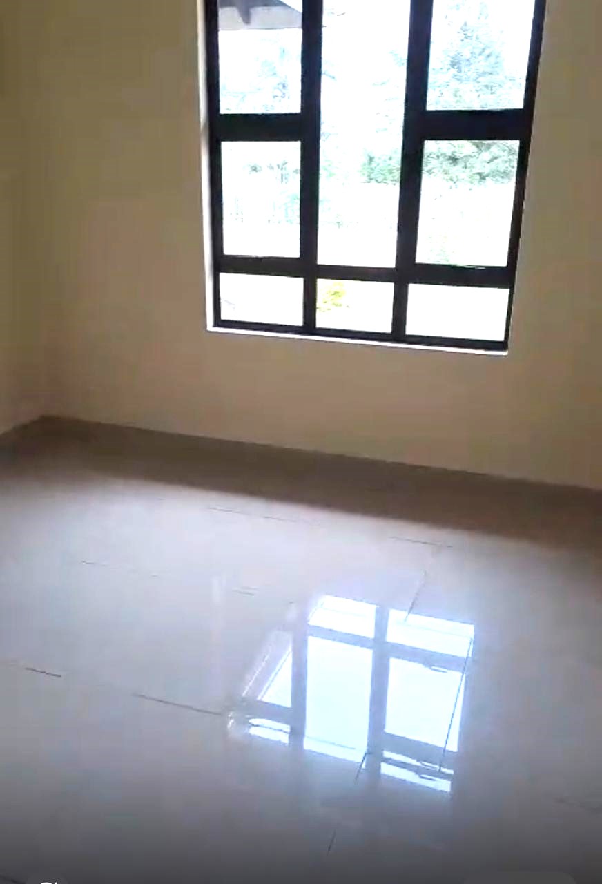 To Let 3 Bedroom Property for Rent in Crestholme KwaZulu-Natal