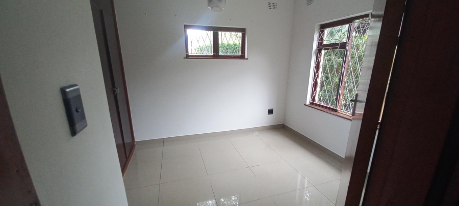 To Let 2 Bedroom Property for Rent in Umtentweni KwaZulu-Natal