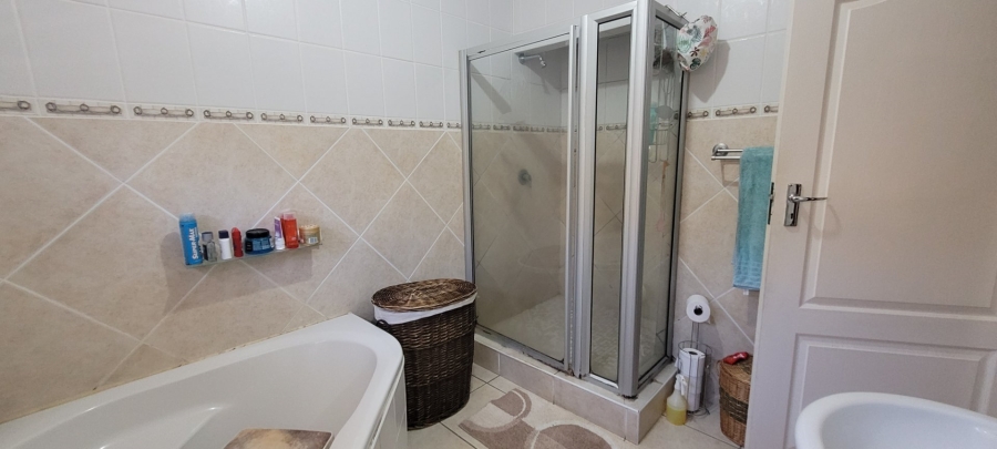 3 Bedroom Property for Sale in Marburg KwaZulu-Natal