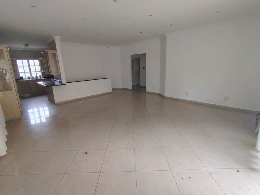 4 Bedroom Property for Sale in Lawrence Rocks KwaZulu-Natal