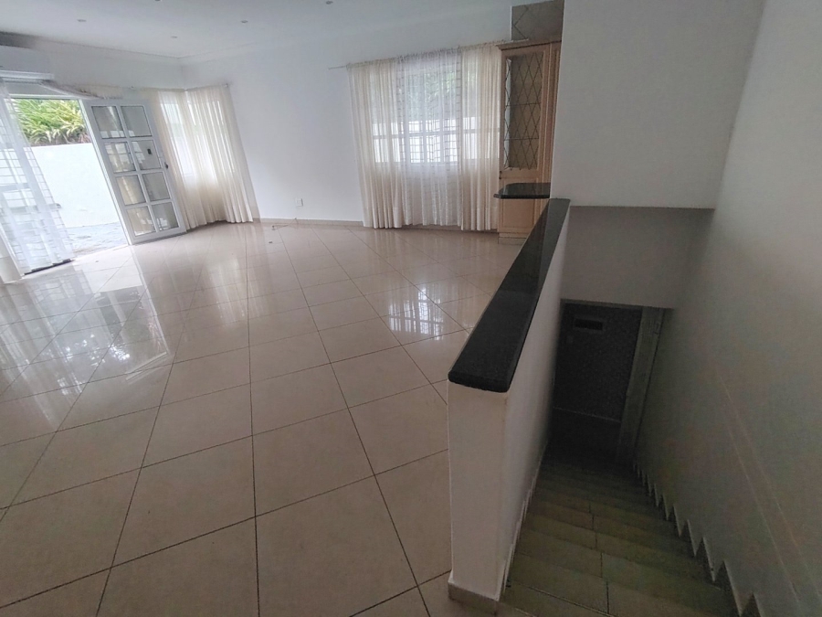 4 Bedroom Property for Sale in Lawrence Rocks KwaZulu-Natal