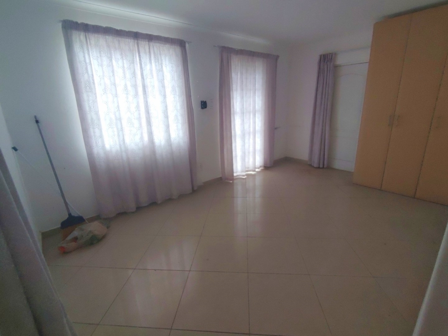 4 Bedroom Property for Sale in Lawrence Rocks KwaZulu-Natal