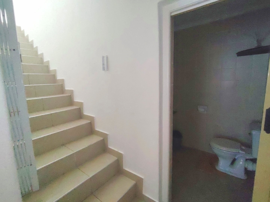 4 Bedroom Property for Sale in Lawrence Rocks KwaZulu-Natal