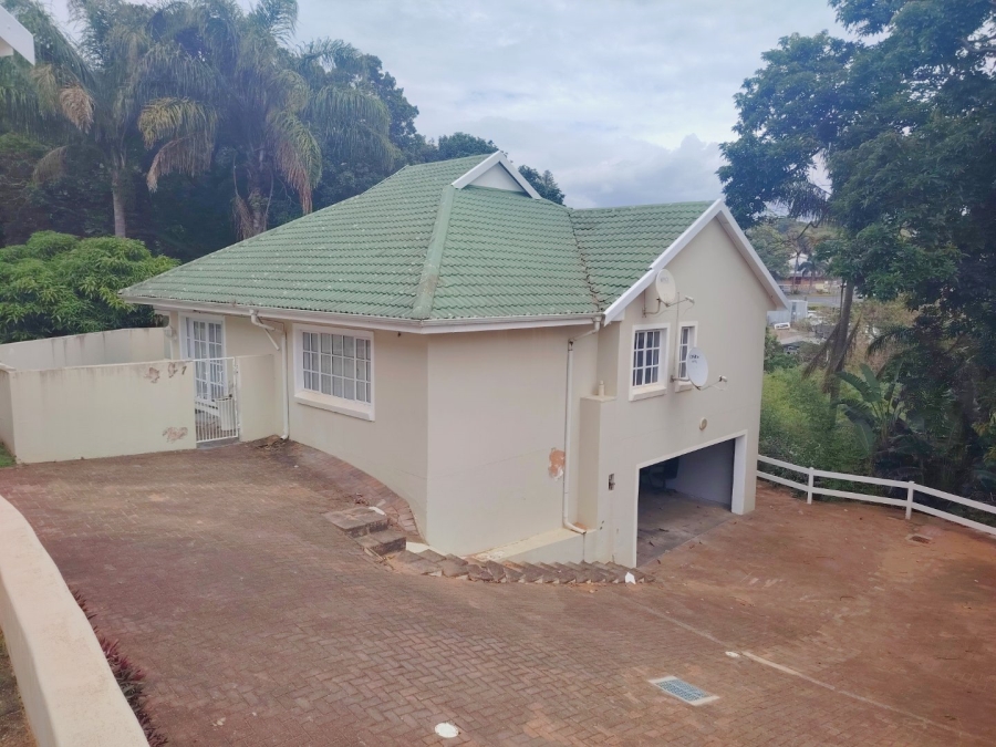 4 Bedroom Property for Sale in Lawrence Rocks KwaZulu-Natal