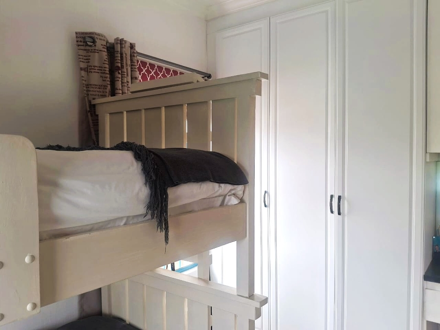 4 Bedroom Property for Sale in Uvongo KwaZulu-Natal