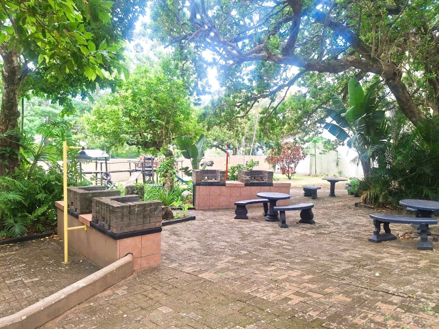 4 Bedroom Property for Sale in Beacon Rocks KwaZulu-Natal