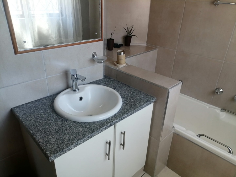 3 Bedroom Property for Sale in Shelly Beach KwaZulu-Natal