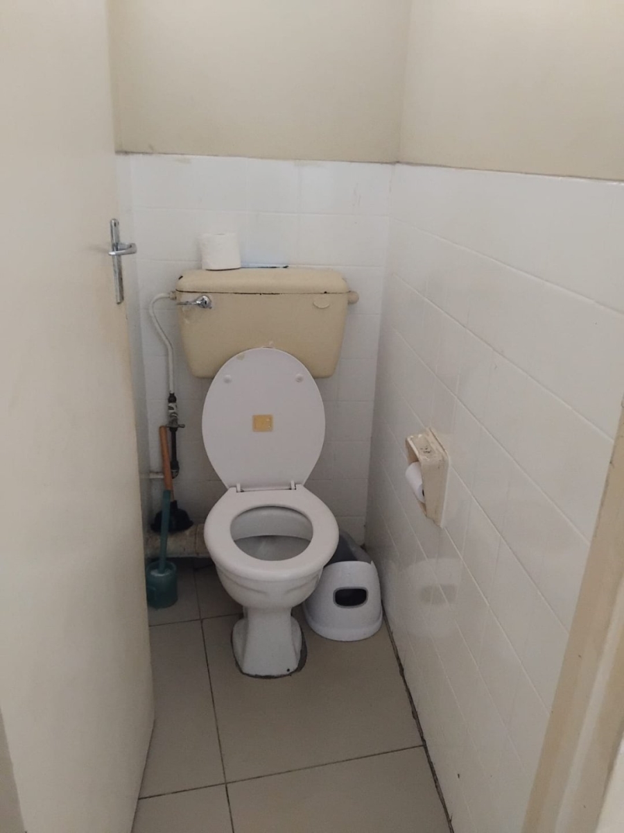 To Let 3 Bedroom Property for Rent in Windermere KwaZulu-Natal