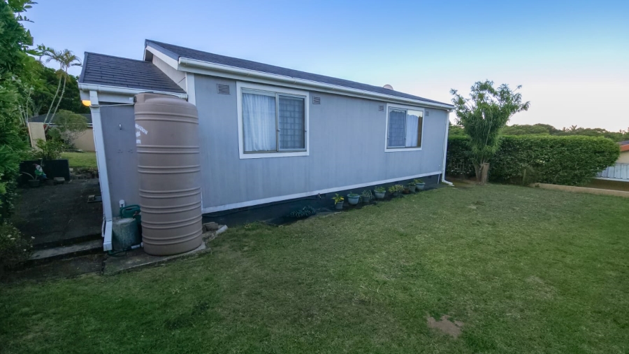 2 Bedroom Property for Sale in Hibberdene KwaZulu-Natal