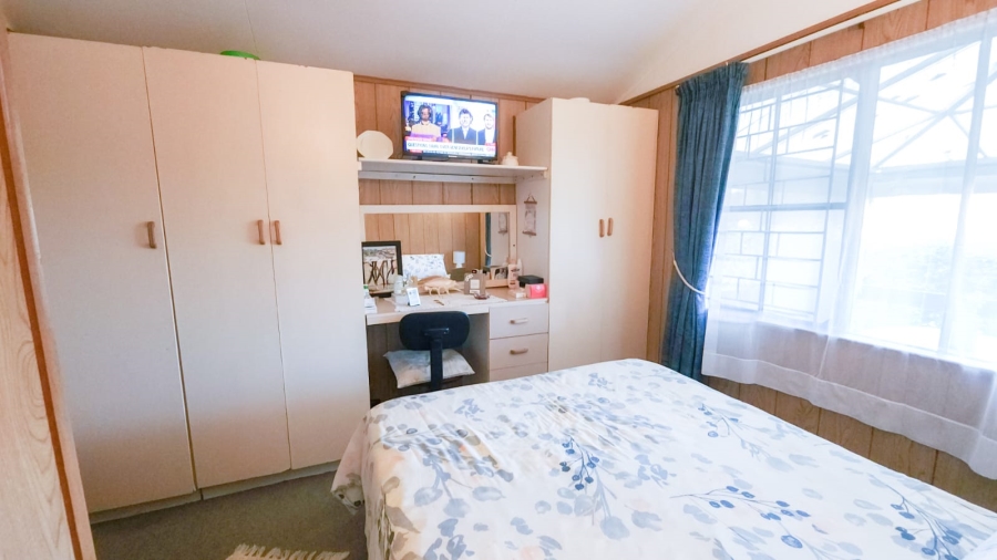 2 Bedroom Property for Sale in Hibberdene KwaZulu-Natal