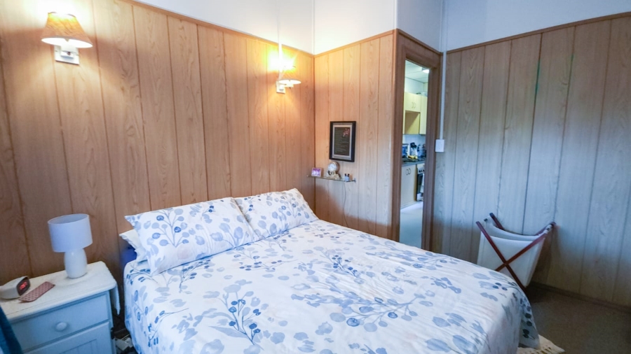 2 Bedroom Property for Sale in Hibberdene KwaZulu-Natal