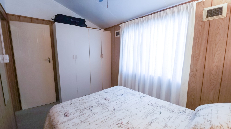 2 Bedroom Property for Sale in Hibberdene KwaZulu-Natal