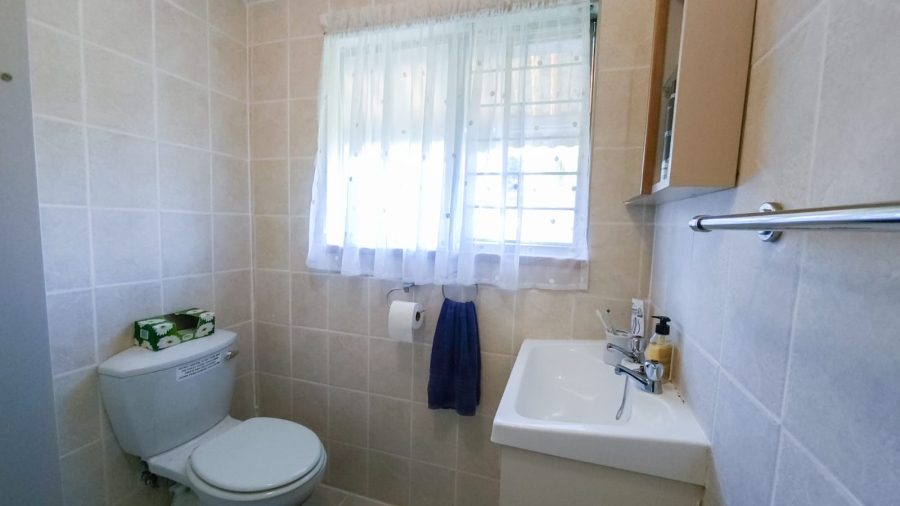 2 Bedroom Property for Sale in Hibberdene KwaZulu-Natal