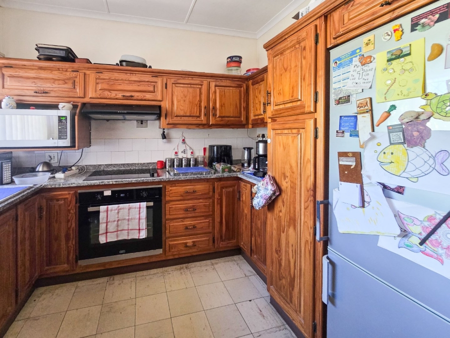 5 Bedroom Property for Sale in Shelly Beach KwaZulu-Natal