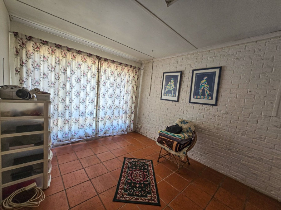 5 Bedroom Property for Sale in Shelly Beach KwaZulu-Natal