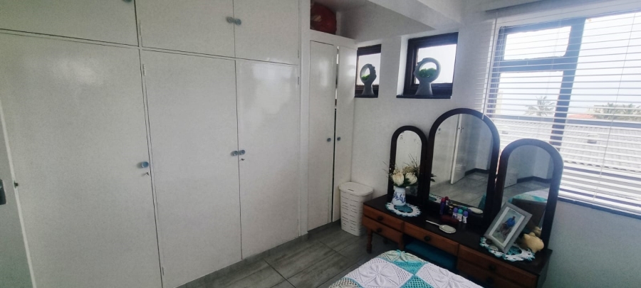  Bedroom Property for Sale in Lawrence Rocks KwaZulu-Natal