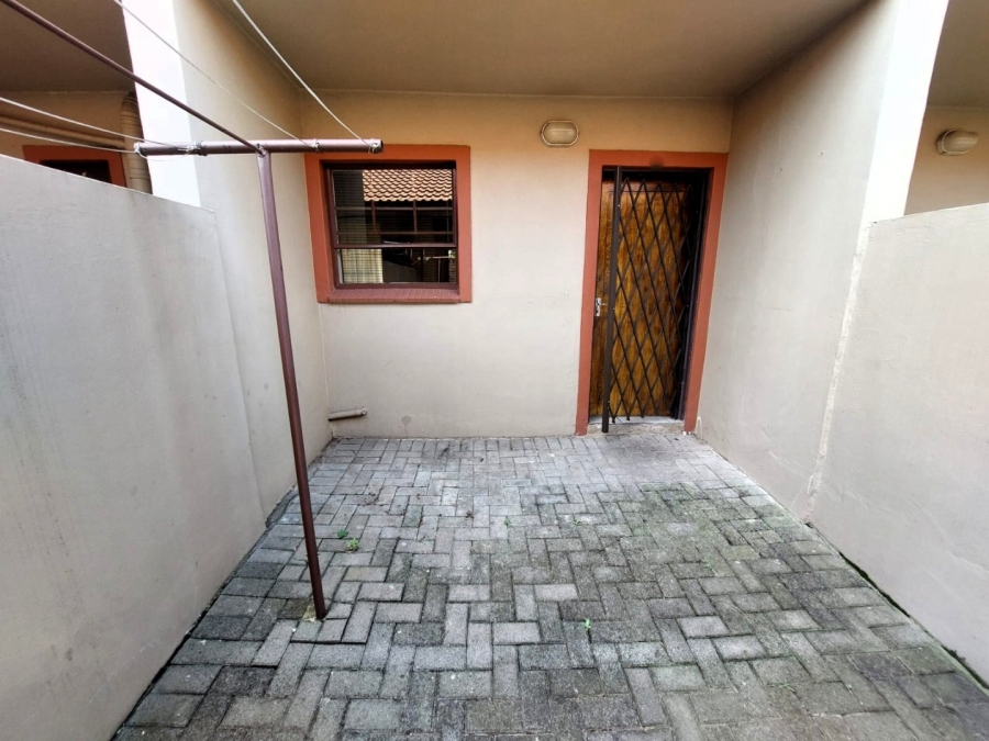 1 Bedroom Property for Sale in Pioneer Park KwaZulu-Natal