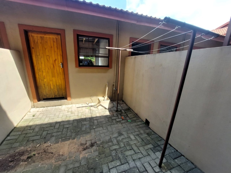 1 Bedroom Property for Sale in Pioneer Park KwaZulu-Natal