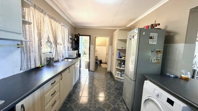 9 Bedroom Property for Sale in Glenmore KwaZulu-Natal