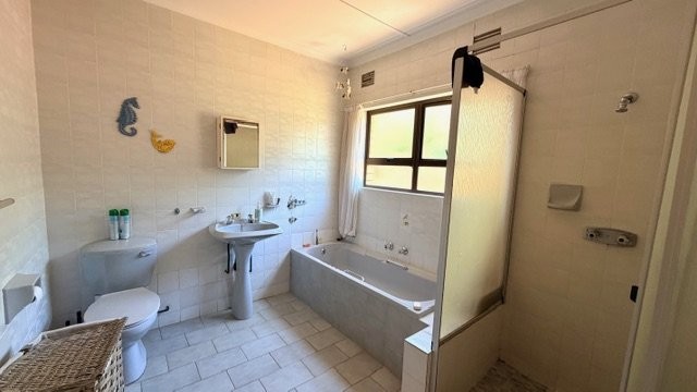 9 Bedroom Property for Sale in Glenmore KwaZulu-Natal