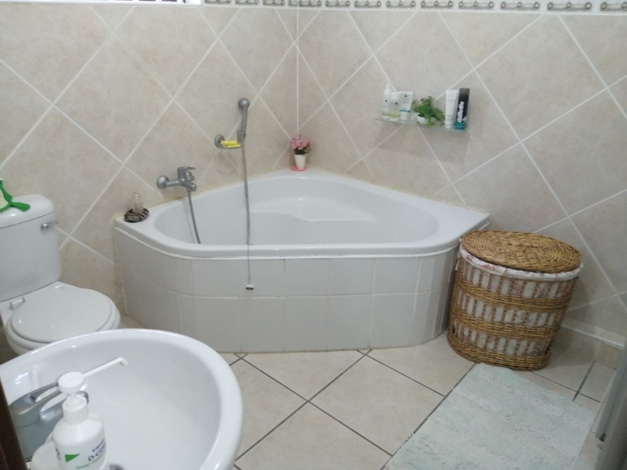 3 Bedroom Property for Sale in Marburg KwaZulu-Natal