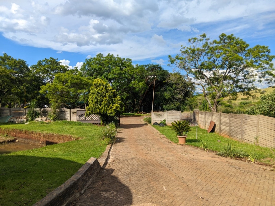 9 Bedroom Property for Sale in Signal Hill KwaZulu-Natal