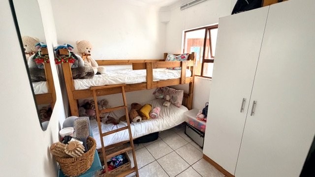 2 Bedroom Property for Sale in Uvongo KwaZulu-Natal