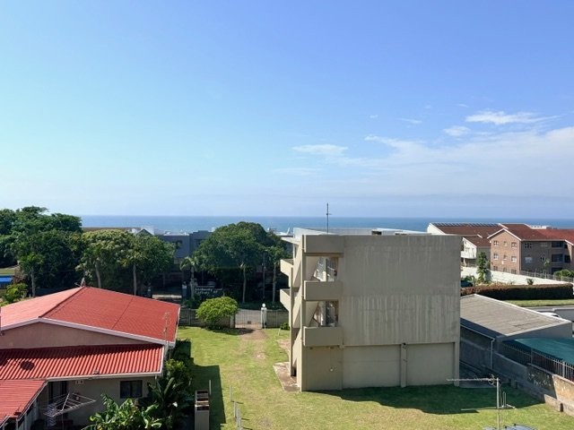 2 Bedroom Property for Sale in Uvongo KwaZulu-Natal