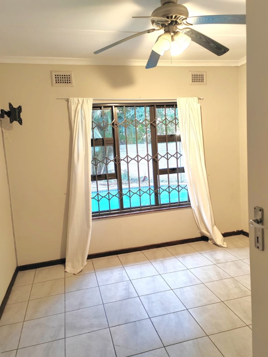 To Let 4 Bedroom Property for Rent in Dawncliffe KwaZulu-Natal