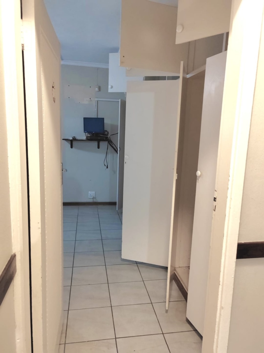 To Let 4 Bedroom Property for Rent in Dawncliffe KwaZulu-Natal