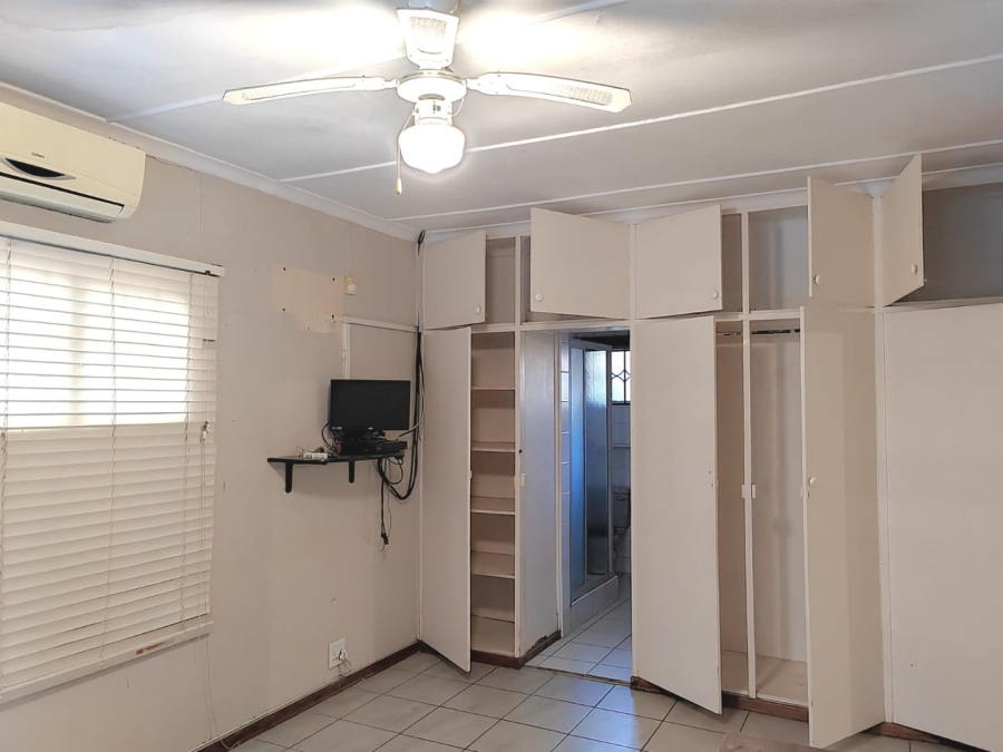 To Let 4 Bedroom Property for Rent in Dawncliffe KwaZulu-Natal
