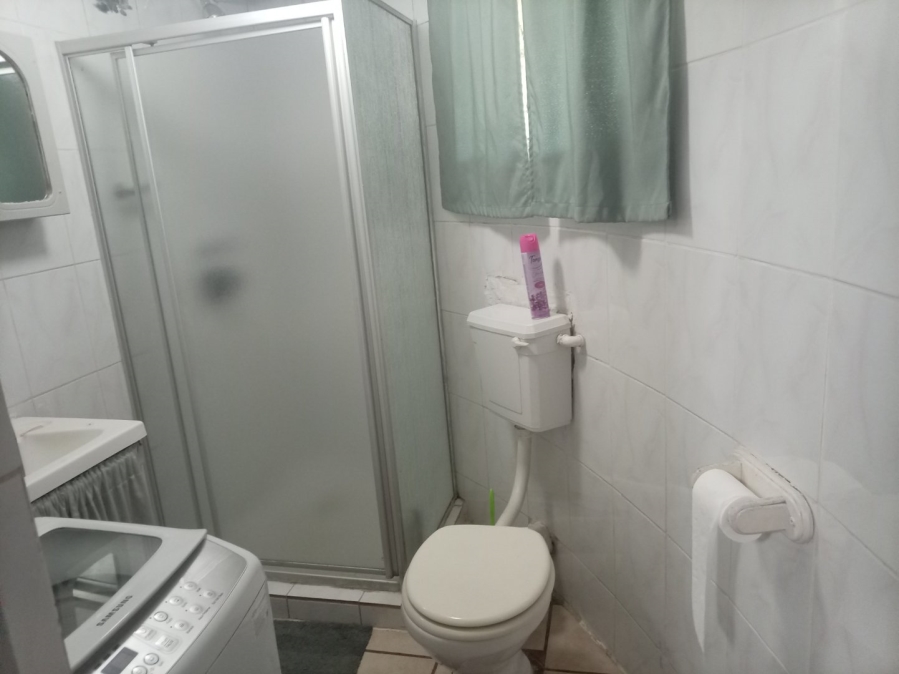 1 Bedroom Property for Sale in Hibberdene KwaZulu-Natal