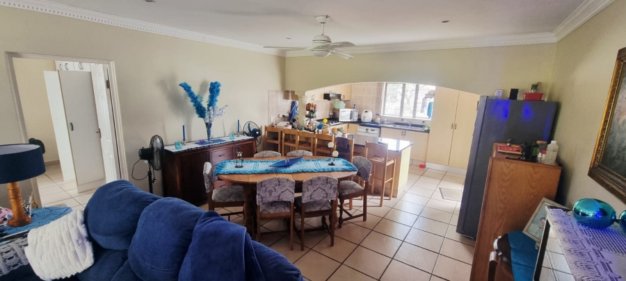 3 Bedroom Property for Sale in Uvongo KwaZulu-Natal