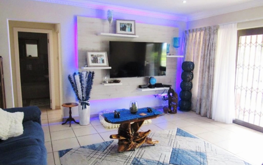 3 Bedroom Property for Sale in Uvongo KwaZulu-Natal