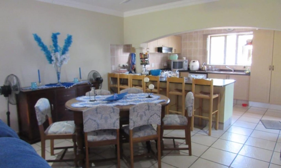 3 Bedroom Property for Sale in Uvongo KwaZulu-Natal