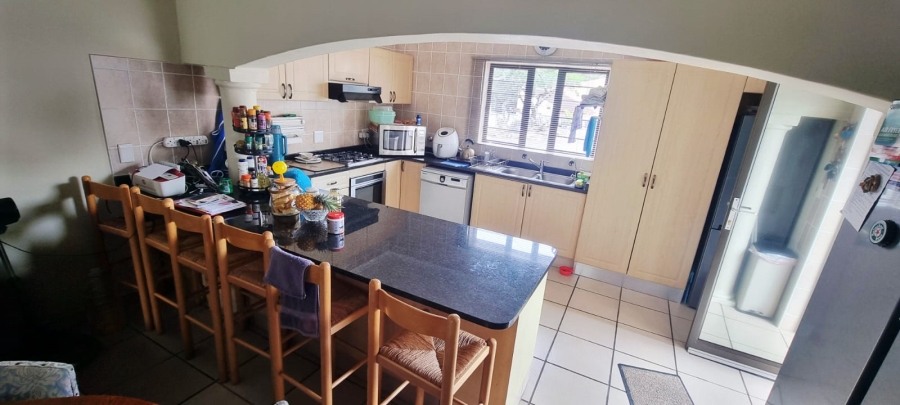 3 Bedroom Property for Sale in Uvongo KwaZulu-Natal