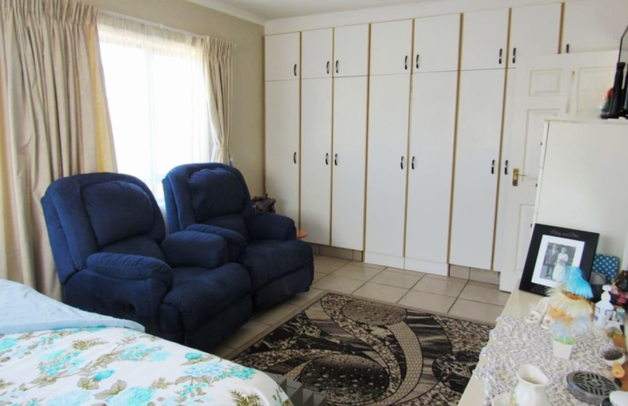 3 Bedroom Property for Sale in Uvongo KwaZulu-Natal