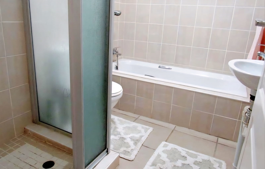 3 Bedroom Property for Sale in Uvongo KwaZulu-Natal