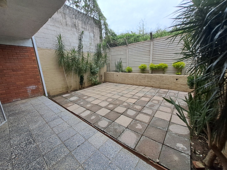 To Let 2 Bedroom Property for Rent in Tongaat KwaZulu-Natal