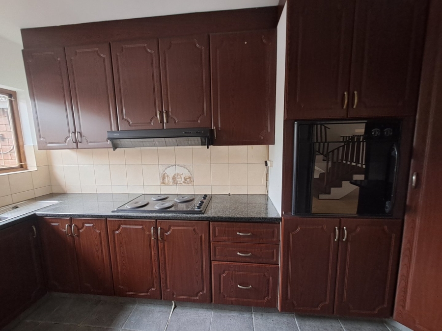 To Let 2 Bedroom Property for Rent in Tongaat KwaZulu-Natal