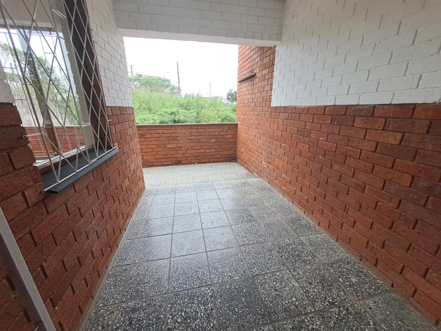 To Let 2 Bedroom Property for Rent in Tongaat KwaZulu-Natal
