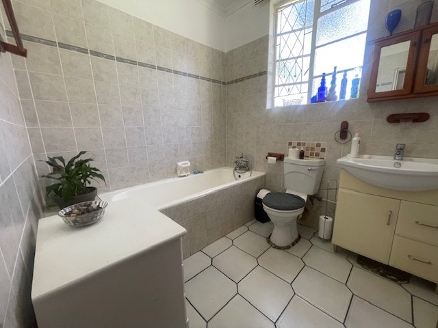 7 Bedroom Property for Sale in Prestbury KwaZulu-Natal