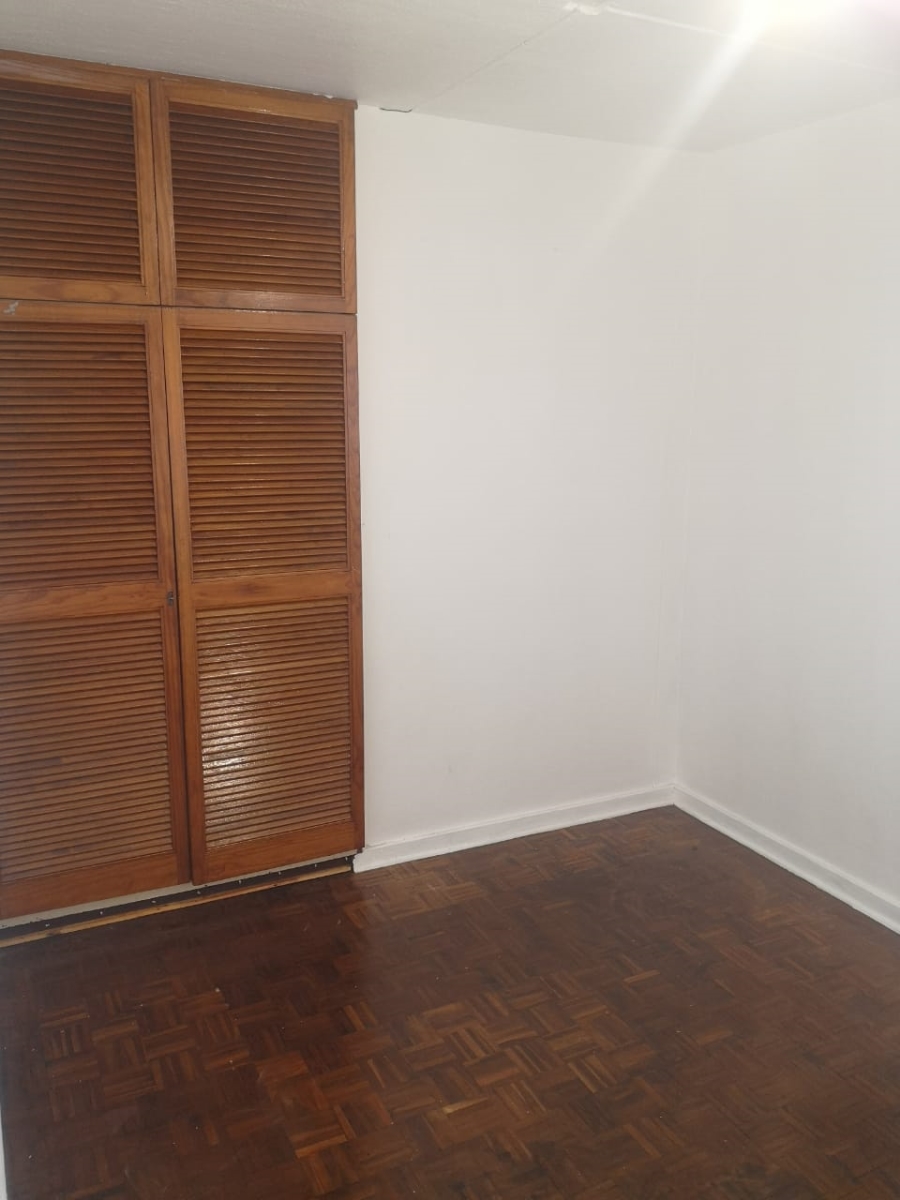 To Let 2 Bedroom Property for Rent in Point KwaZulu-Natal