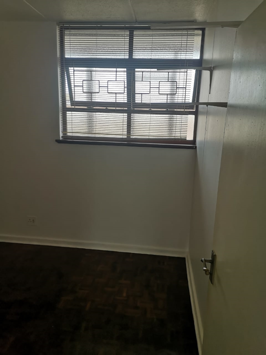 To Let 2 Bedroom Property for Rent in Point KwaZulu-Natal