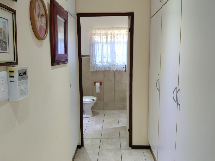 3 Bedroom Property for Sale in Umtentweni KwaZulu-Natal