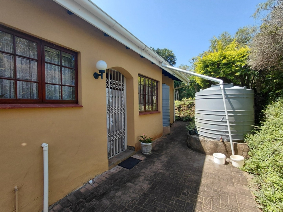 3 Bedroom Property for Sale in Umtentweni KwaZulu-Natal